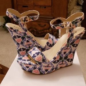 Just Fab Floral Wedges NEW IN BOX